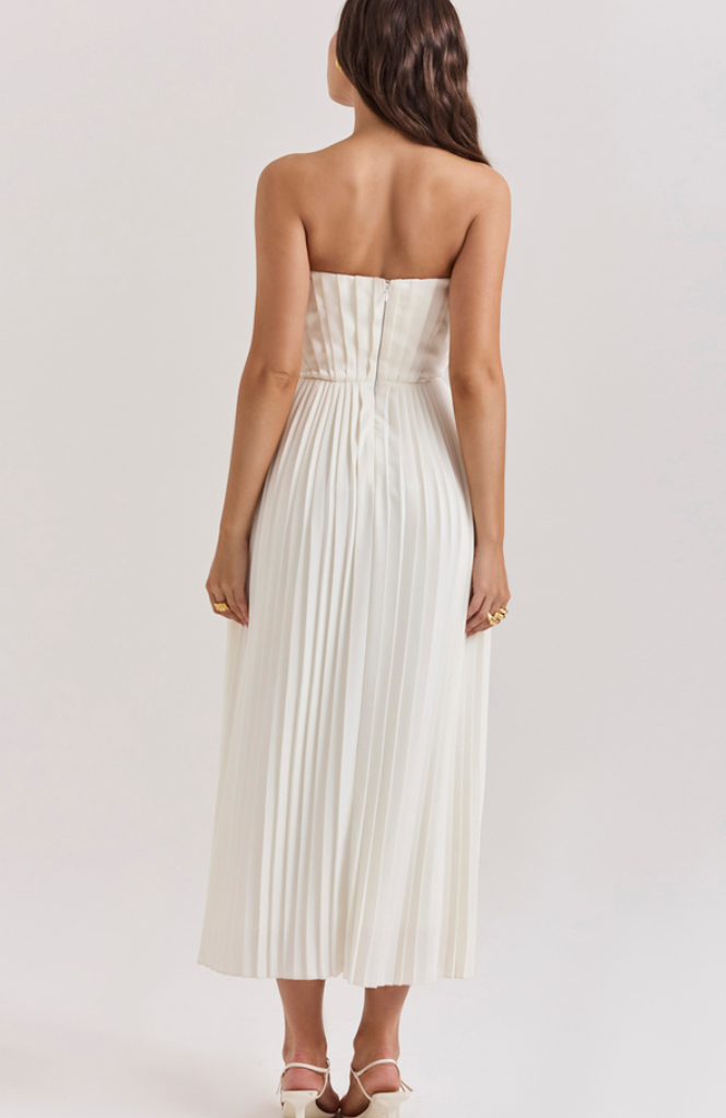 AMORATA- HOUSE OF CB – Rent My Dress